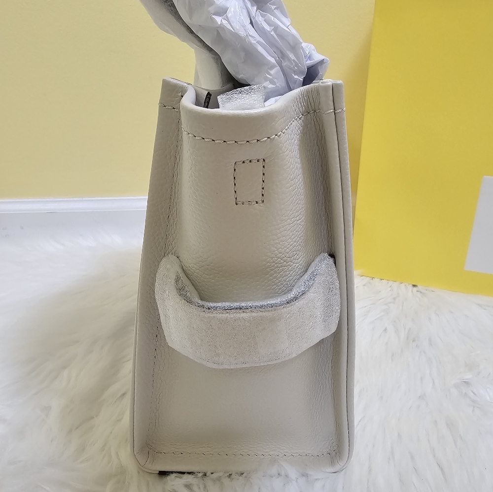 🧙MARC JACOBS X WIZARD OF OZ THE WICKED WITCH TOTE BAG+BAG CHARM - Picture 5 of 17